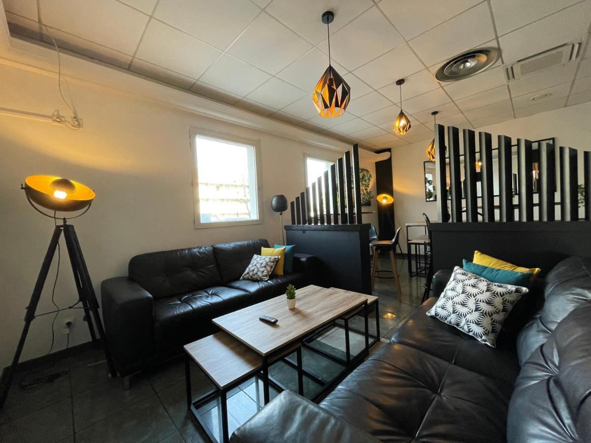 Hotel Restaurant Kyriad Direct Dijon Nord - Zenith - Toison D'Or Εξωτερικό φωτογραφία