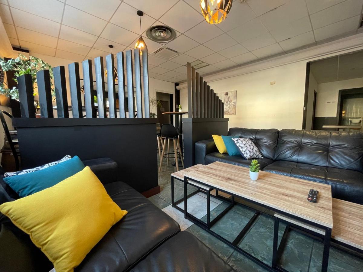 Hotel Restaurant Kyriad Direct Dijon Nord - Zenith - Toison D'Or Εξωτερικό φωτογραφία