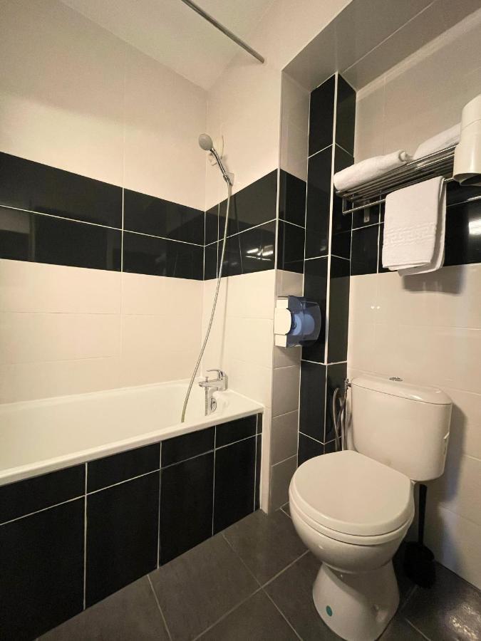 Hotel Restaurant Kyriad Direct Dijon Nord - Zenith - Toison D'Or Εξωτερικό φωτογραφία