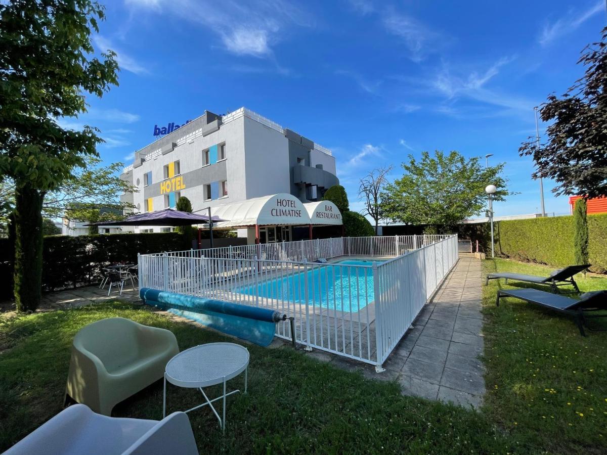 Hotel Restaurant Kyriad Direct Dijon Nord - Zenith - Toison D'Or Εξωτερικό φωτογραφία