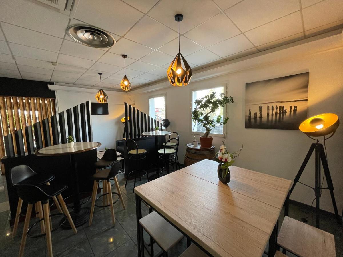 Hotel Restaurant Kyriad Direct Dijon Nord - Zenith - Toison D'Or Εξωτερικό φωτογραφία