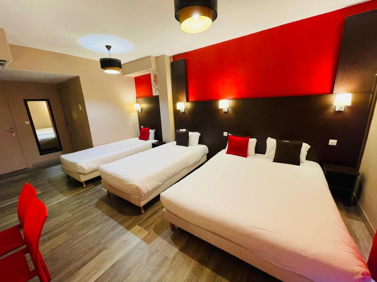 Hotel Restaurant Kyriad Direct Dijon Nord - Zenith - Toison D'Or Εξωτερικό φωτογραφία