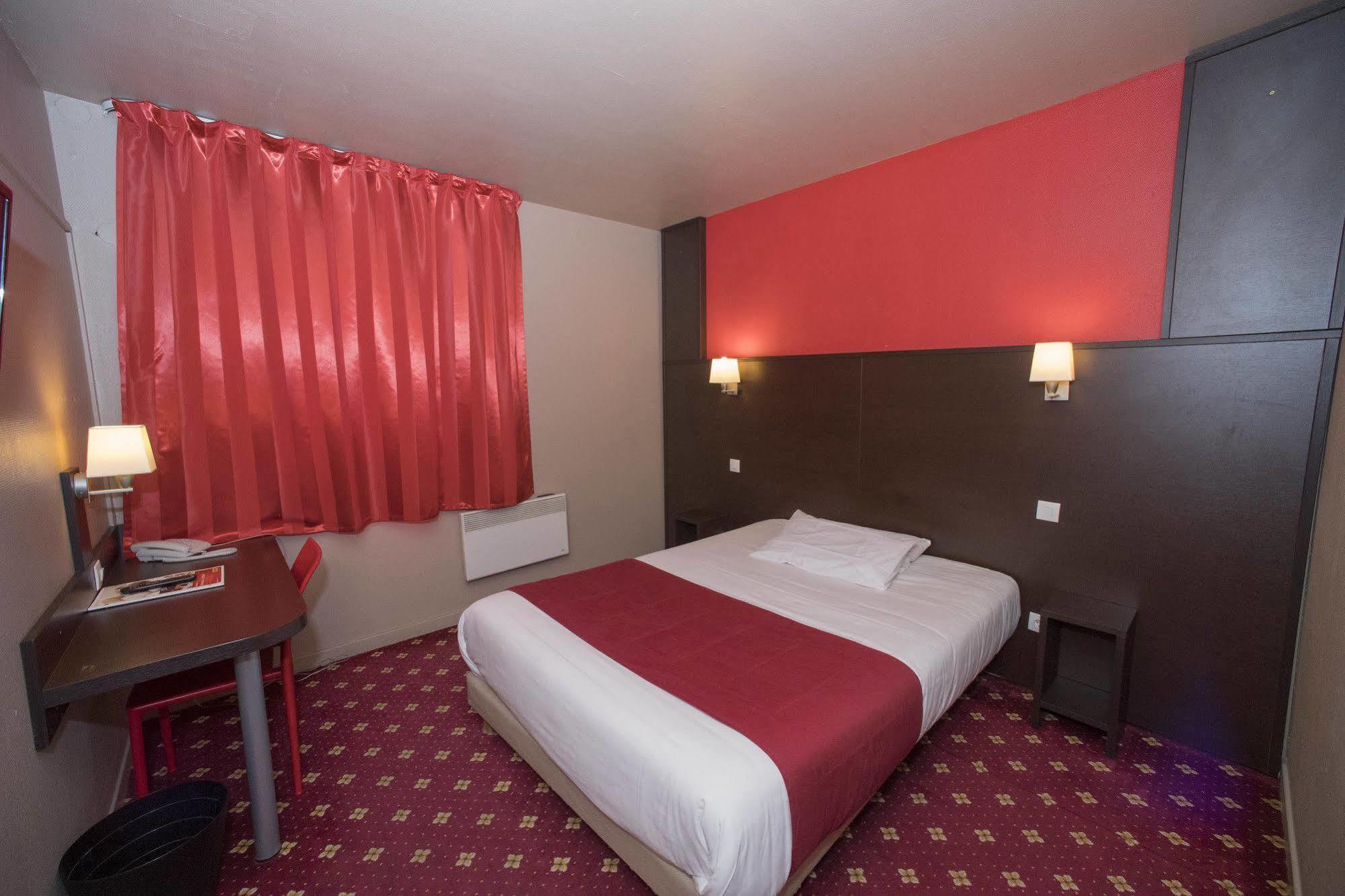 Hotel Restaurant Kyriad Direct Dijon Nord - Zenith - Toison D'Or Εξωτερικό φωτογραφία
