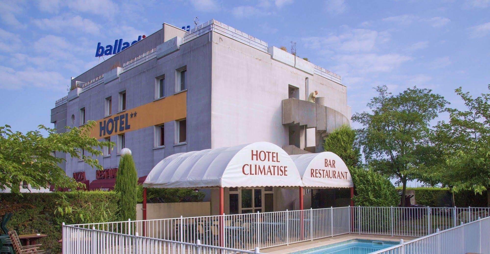 Hotel Restaurant Kyriad Direct Dijon Nord - Zenith - Toison D'Or Εξωτερικό φωτογραφία
